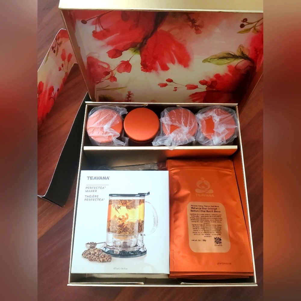 Teavana- RARE Welcome to Tea gift set